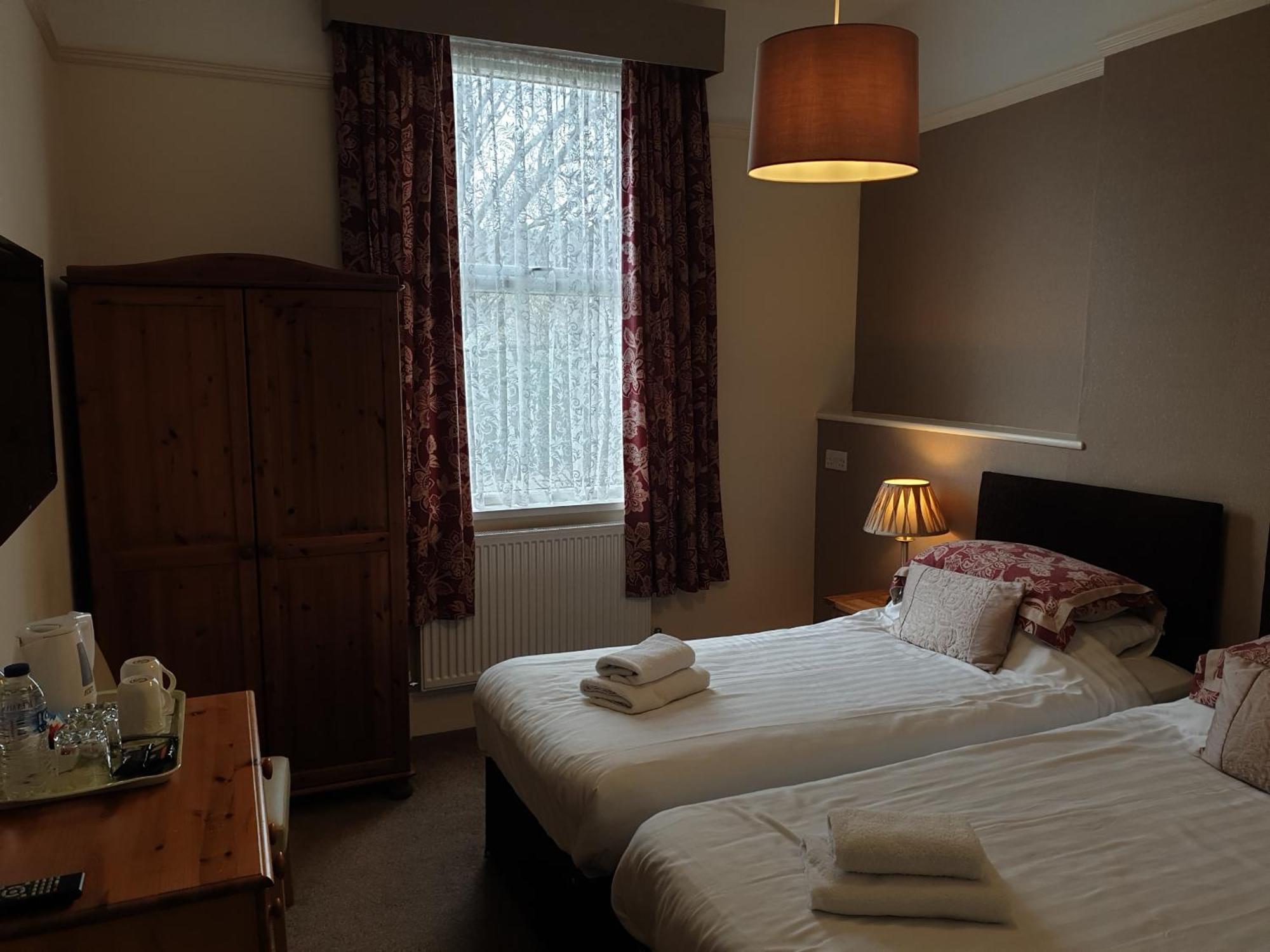 The Brandize Guest House Torquay Ruang foto